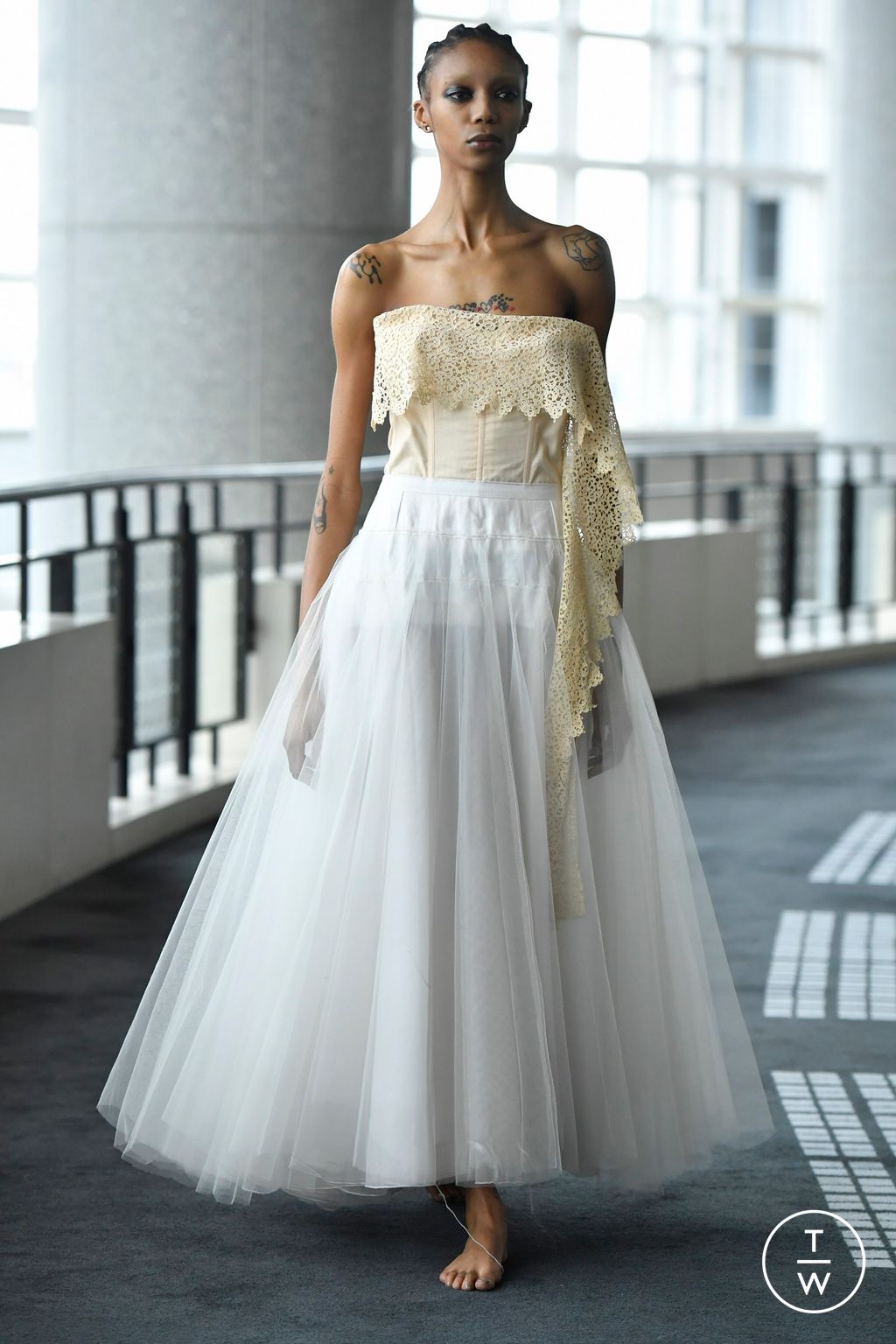 Fashion Week Paris Spring/Summer 2024 look 20 de la collection Aelis couture