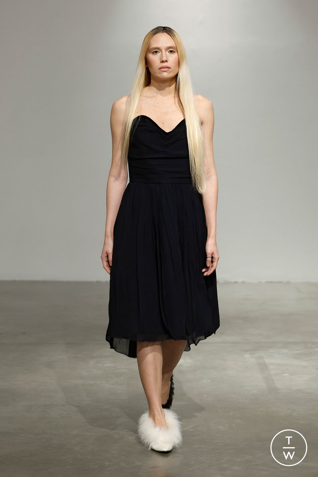 Fashion Week Paris Spring-Summer 2025 look 8 from the Aelis collection couture