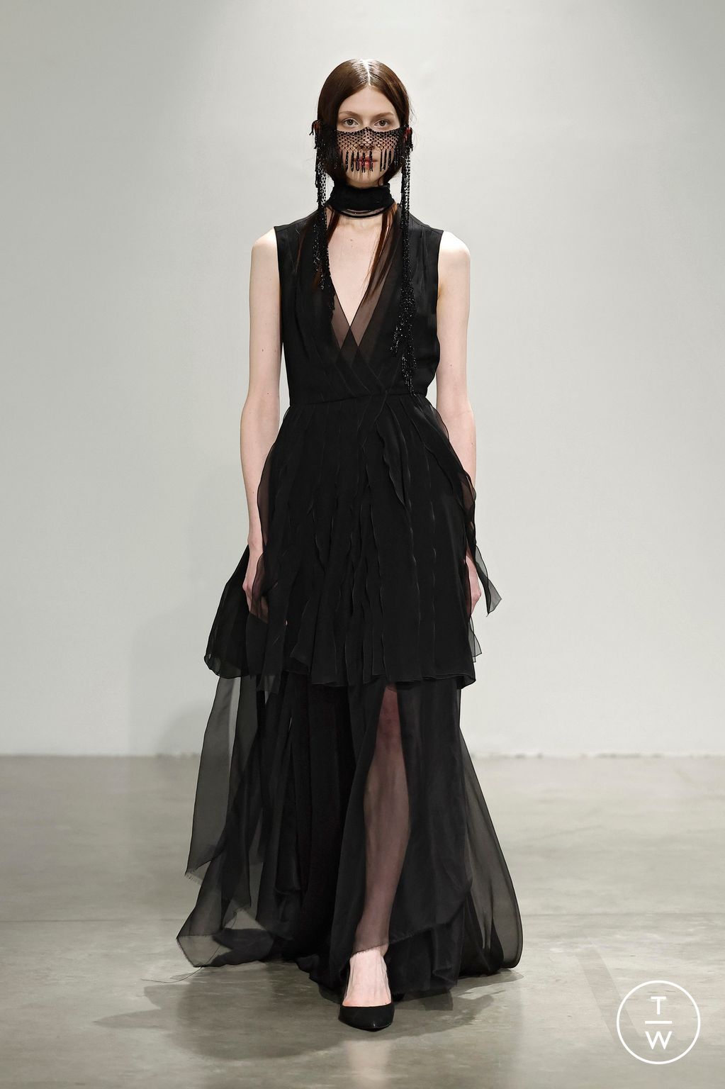 Fashion Week Paris Spring-Summer 2025 look 18 de la collection Aelis couture