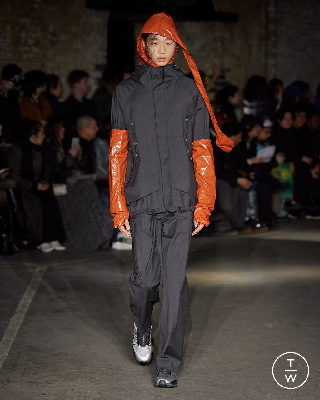 Fashion Week London Fall/Winter 2023 look 2 from the Omar Afridi collection 男装