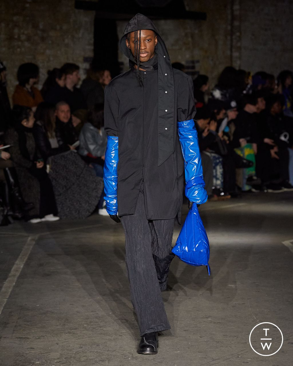 Fashion Week London Fall/Winter 2023 look 19 from the Omar Afridi collection menswear