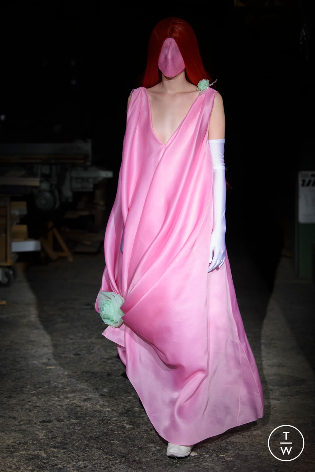 Fashion Week Paris Spring/Summer 2021 look 7 from the Aganovich collection couture