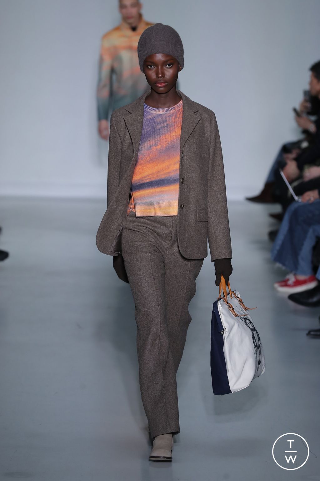 Fashion Week Paris Fall/Winter 2026 look 14 from the Agnès B collection womenswear