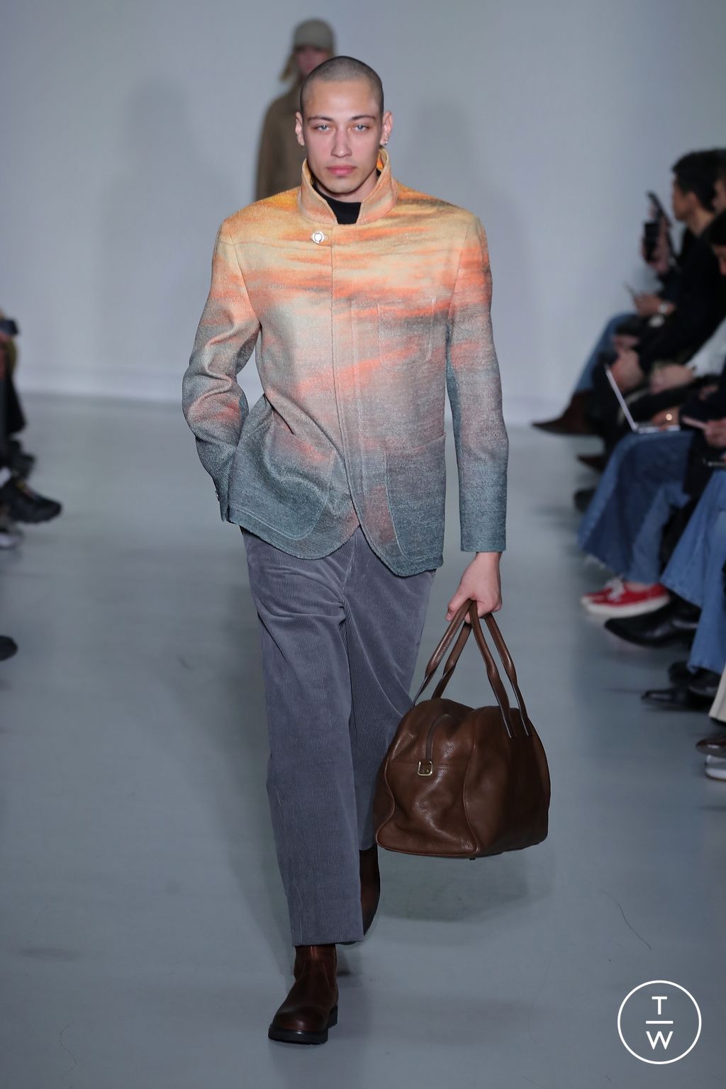 Fashion Week Paris Fall/Winter 2026 look 15 from the Agnès B collection womenswear