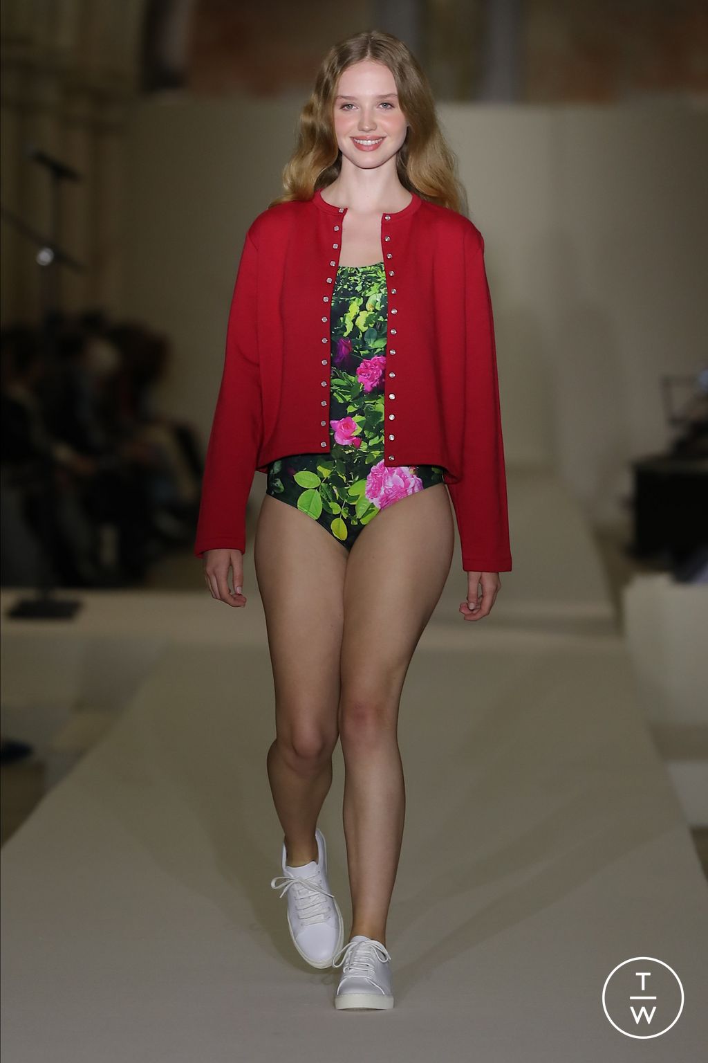 Fashion Week Paris Spring/Summer 2026 look 37 de la collection Agnès B womenswear