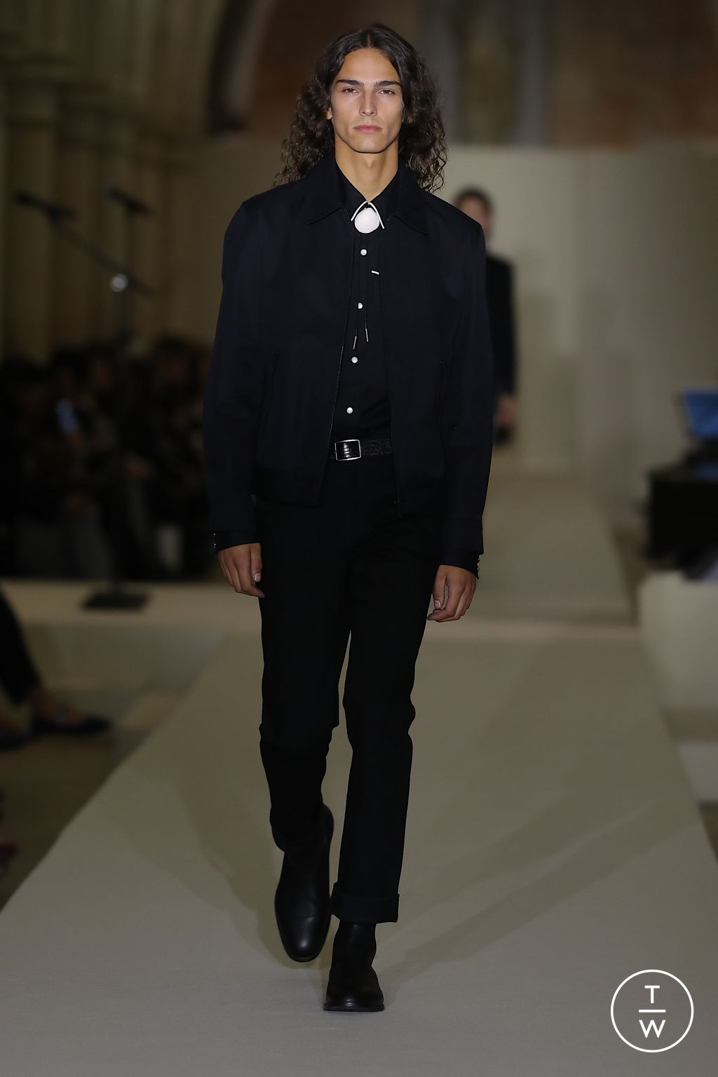 Fashion Week Paris Spring/Summer 2026 look 55 from the Agnès B collection womenswear