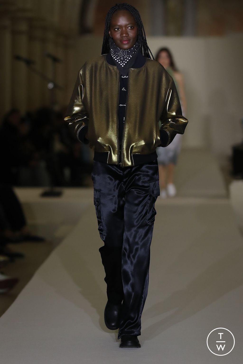 Fashion Week Paris Spring/Summer 2026 look 61 from the Agnès B collection womenswear