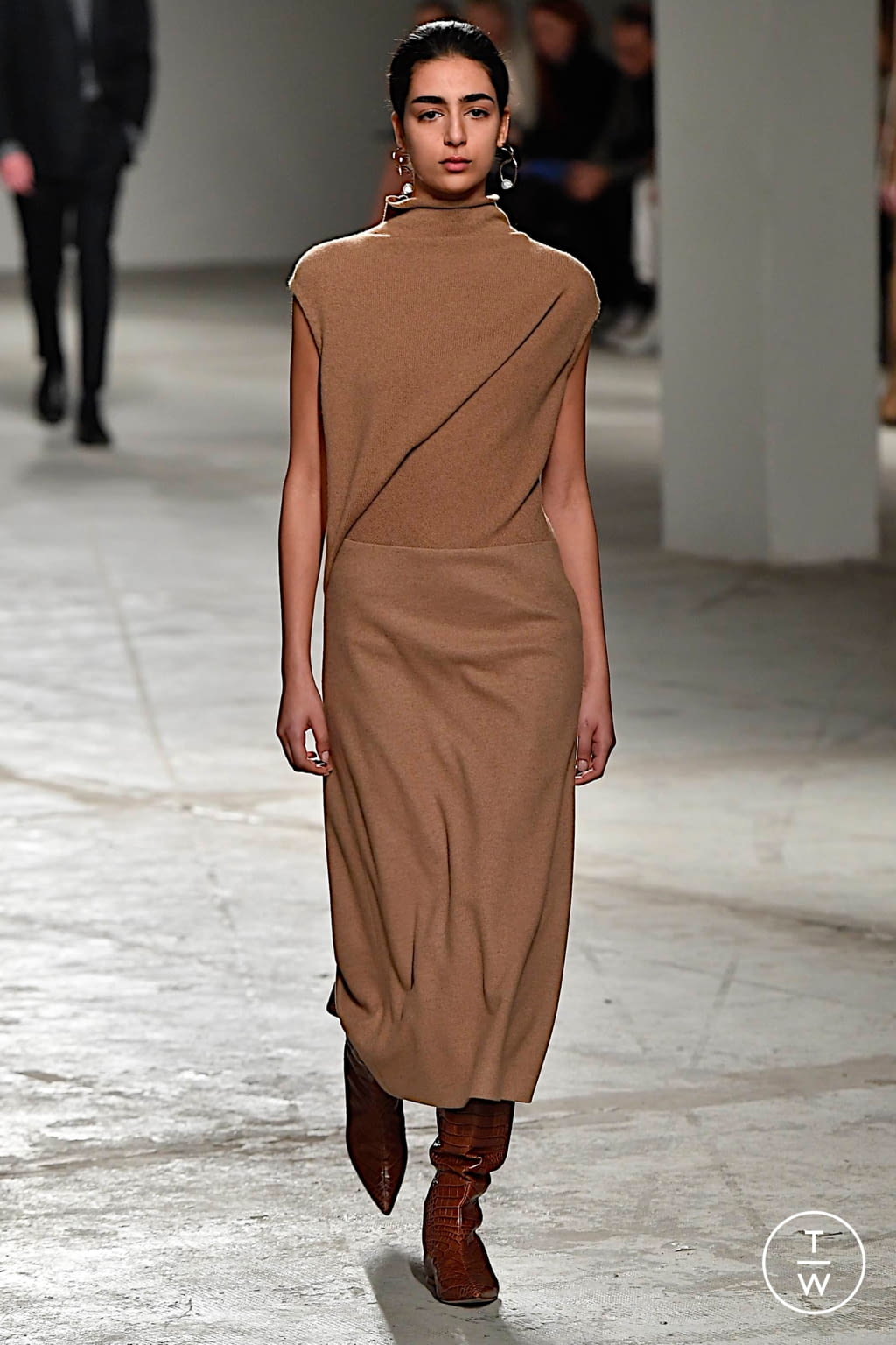 Fashion Week Milan Fall/Winter 2020 look 6 from the Agnona collection womenswear