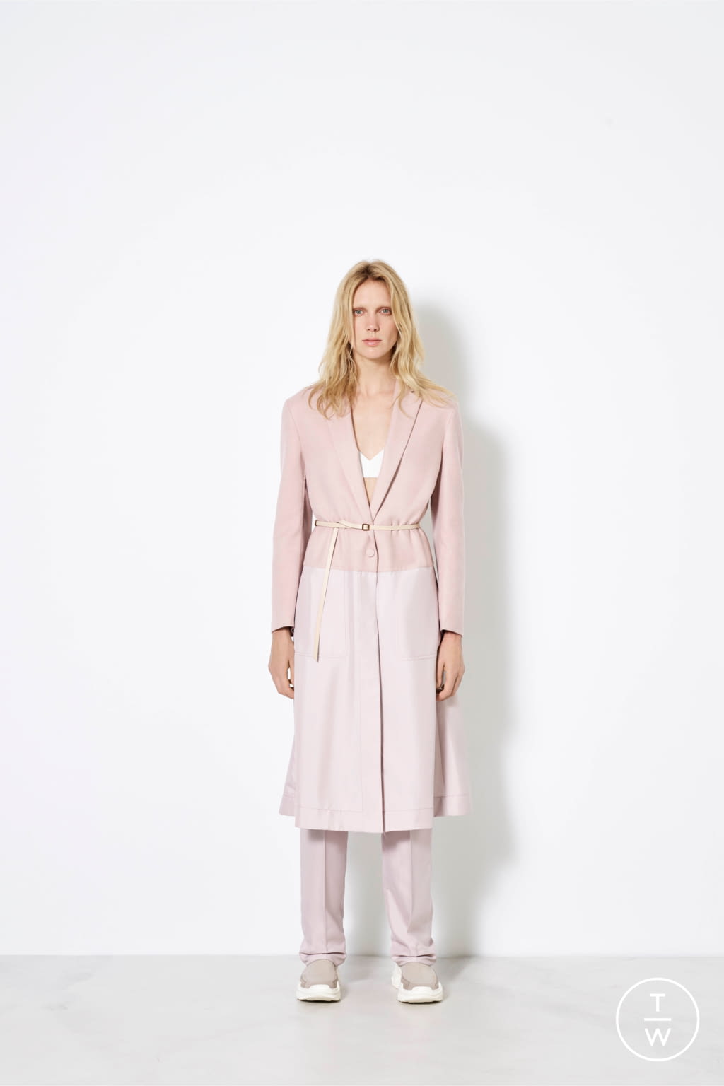 Fashion Week Milan Resort 2019 look 15 from the Agnona collection womenswear