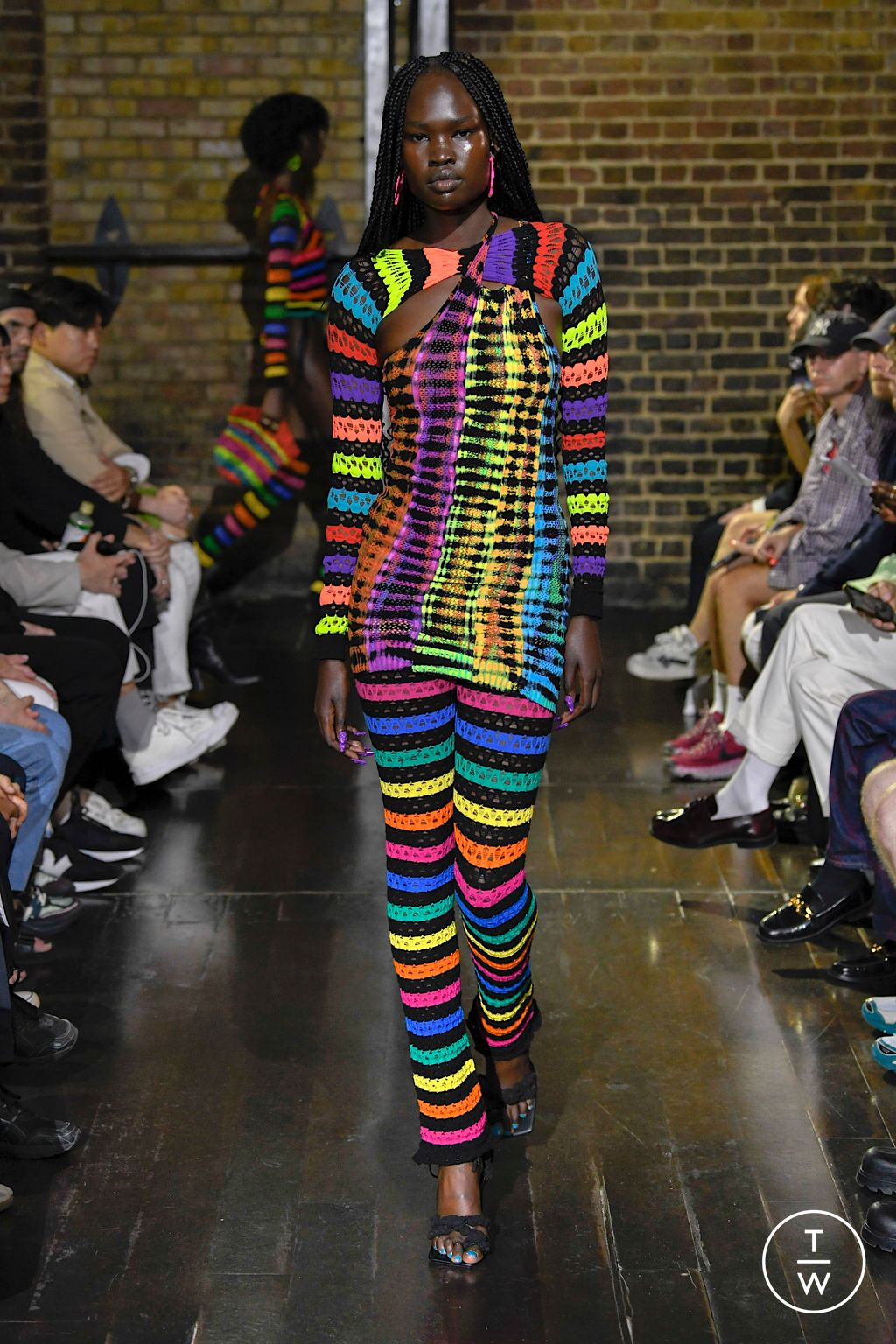 Fashion Week London Spring/Summer 2023 look 2 from the AGR collection 男装