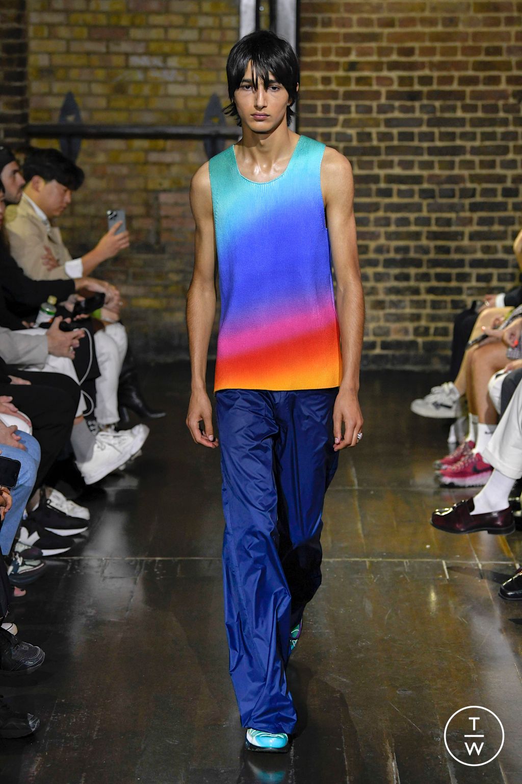 Fashion Week London Spring/Summer 2023 look 3 from the AGR collection menswear