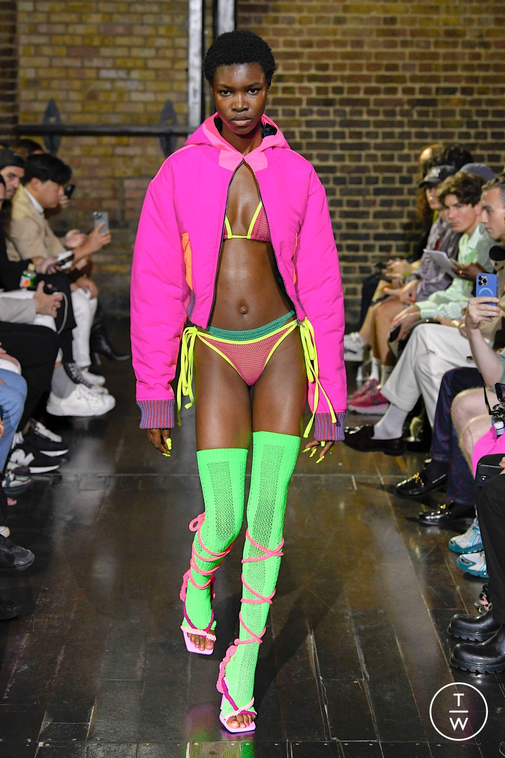 Fashion Week London Spring/Summer 2023 look 6 de la collection AGR menswear