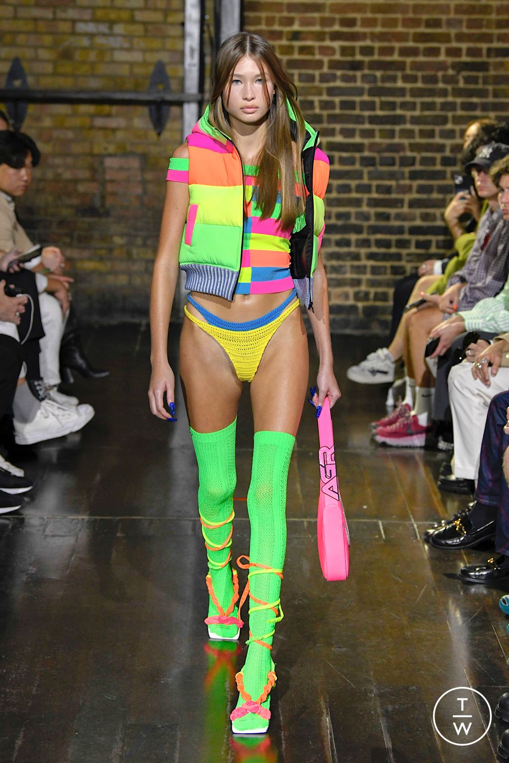 Fashion Week London Spring/Summer 2023 look 7 de la collection AGR menswear