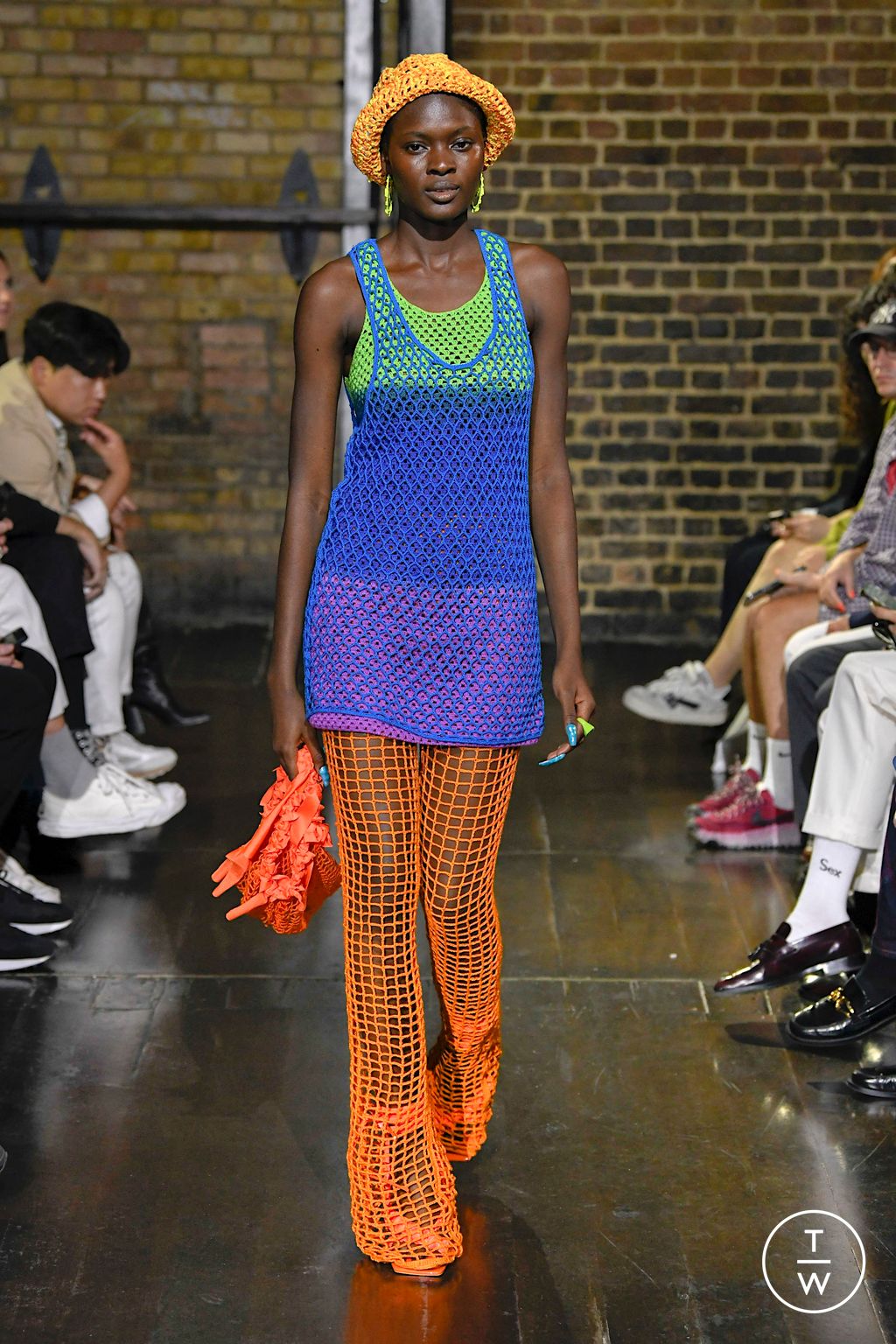Fashion Week London Spring/Summer 2023 look 18 de la collection AGR menswear