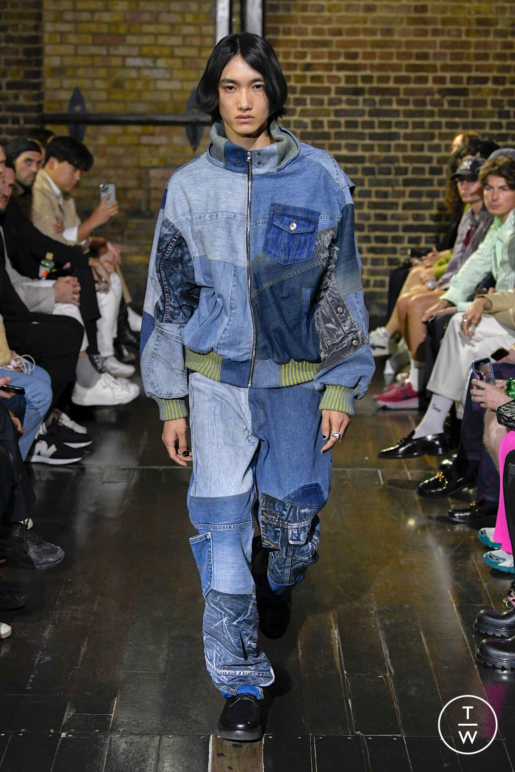Fashion Week London Spring/Summer 2023 look 26 from the AGR collection menswear