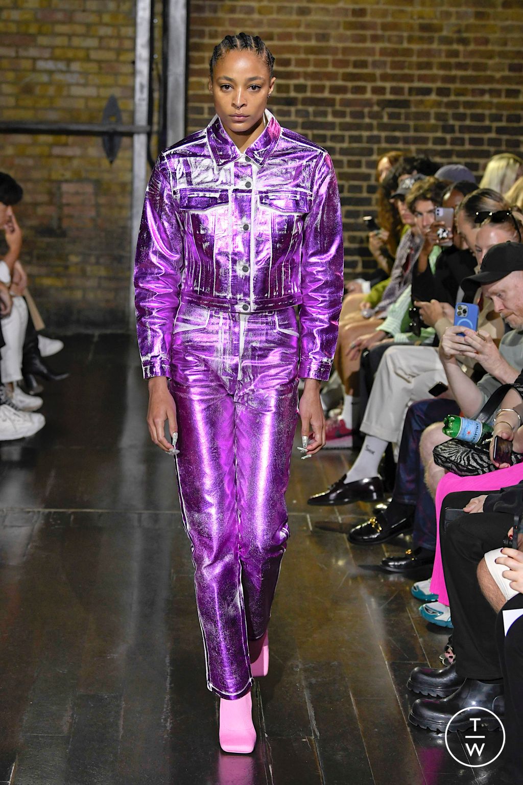 Fashion Week London Spring/Summer 2023 look 27 from the AGR collection menswear