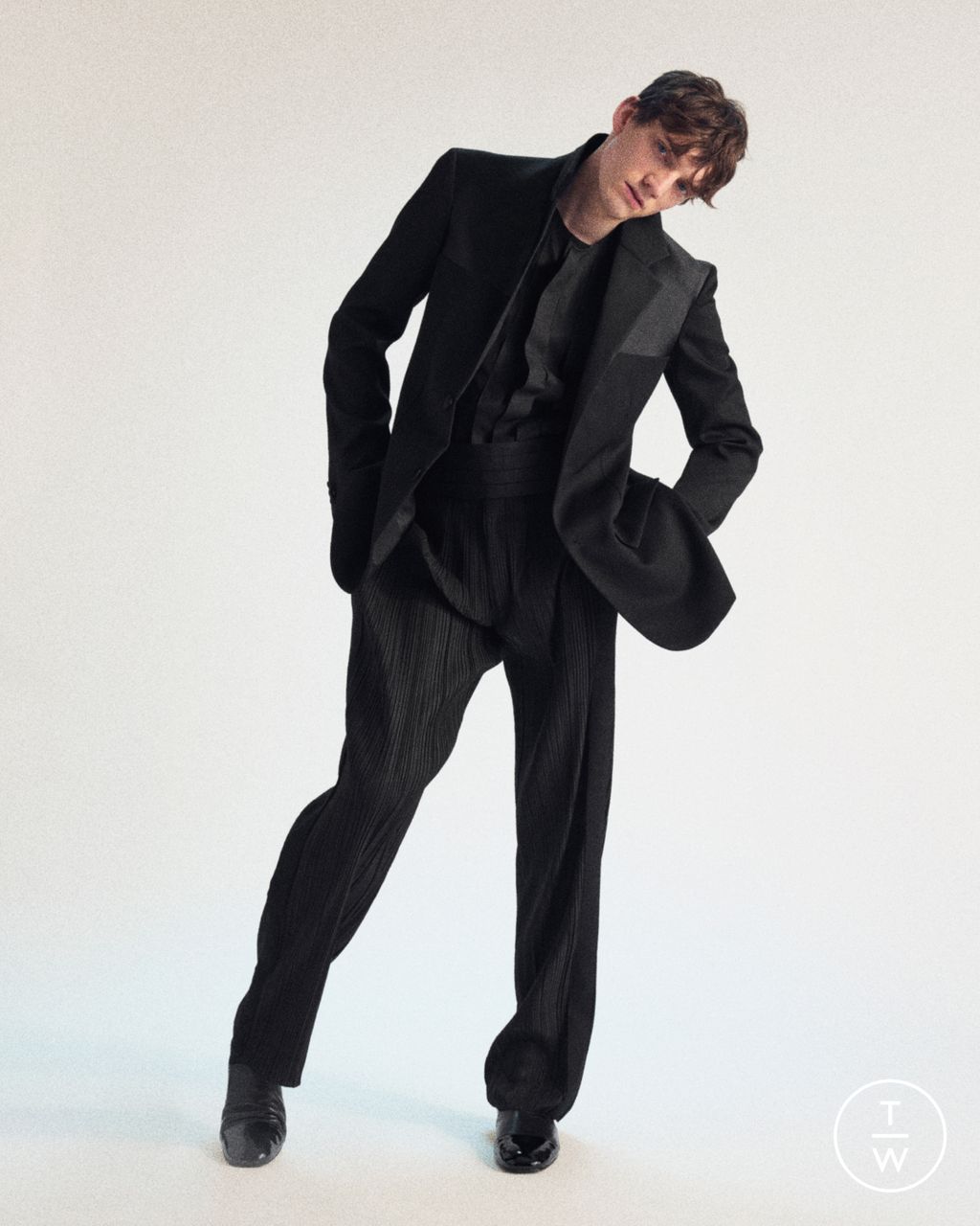 Fashion Week Paris Fall/Winter 2026 look 11 from the Lanvin collection menswear