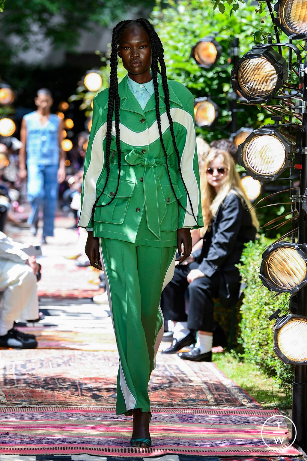 Fashion Week London Spring/Summer 2023 look 19 from the Ahluwalia collection 男装