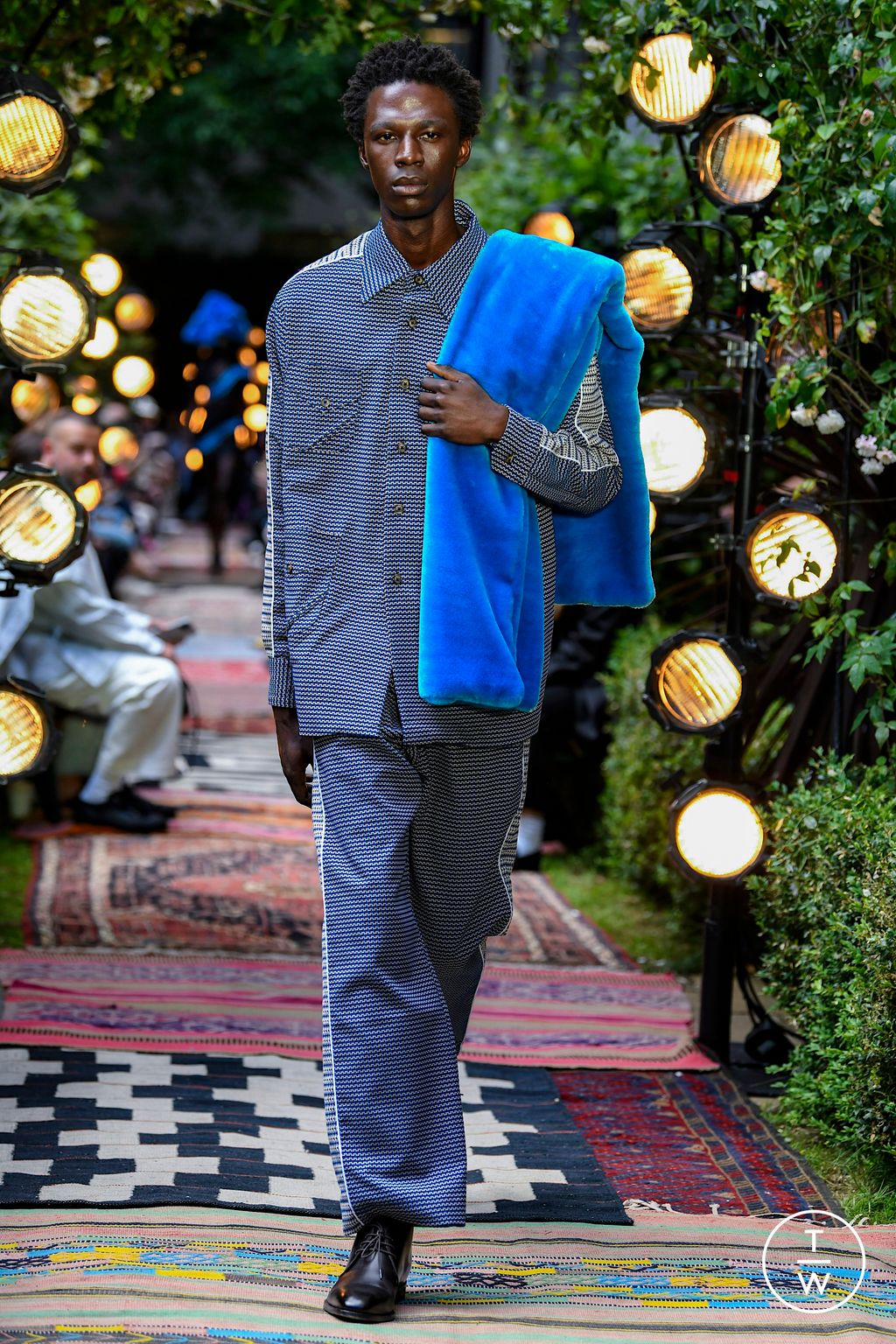 Fashion Week London Spring/Summer 2023 look 29 from the Ahluwalia collection 男装