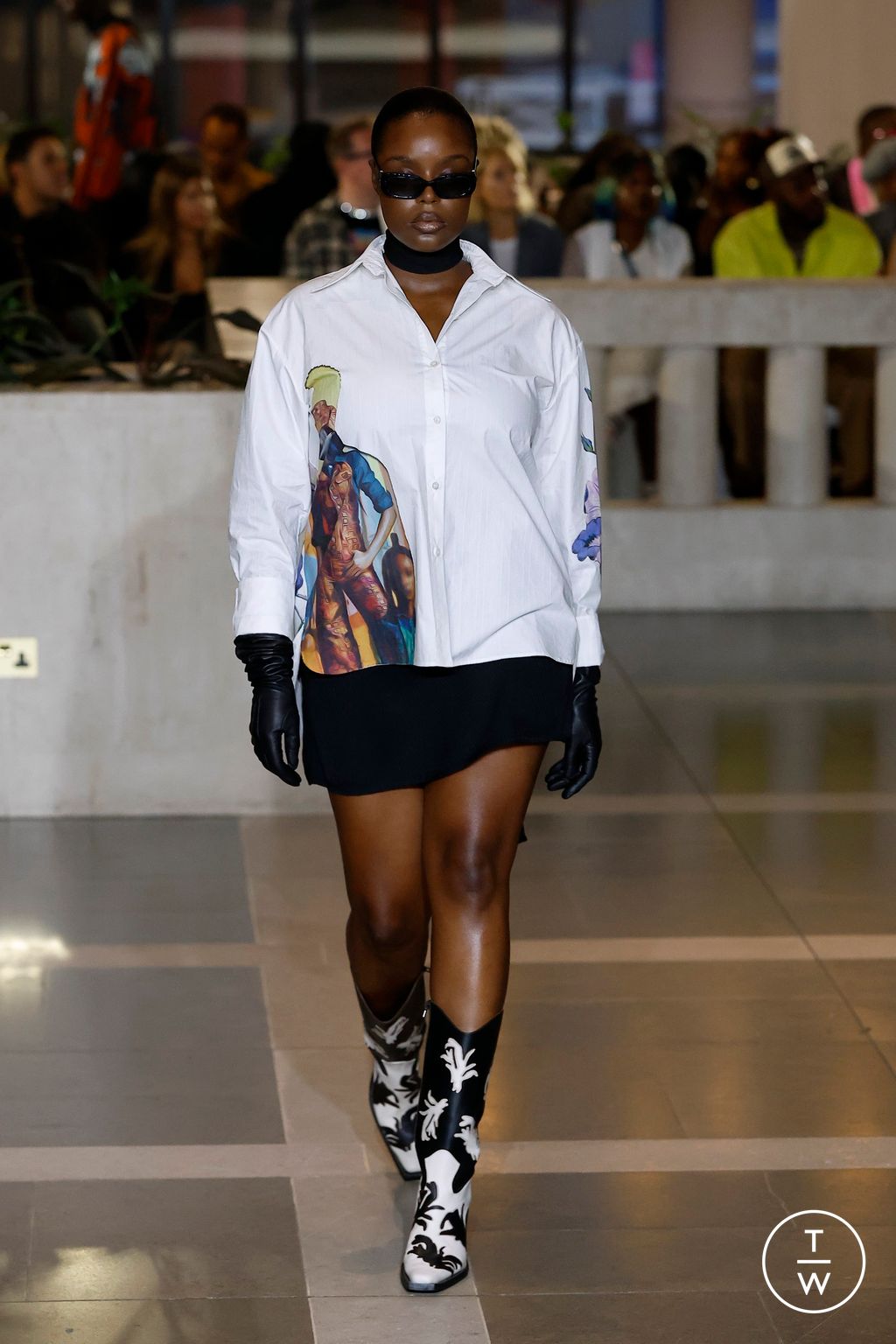 Fashion Week London Spring/Summer 2024 look 6 from the Ahluwalia collection womenswear