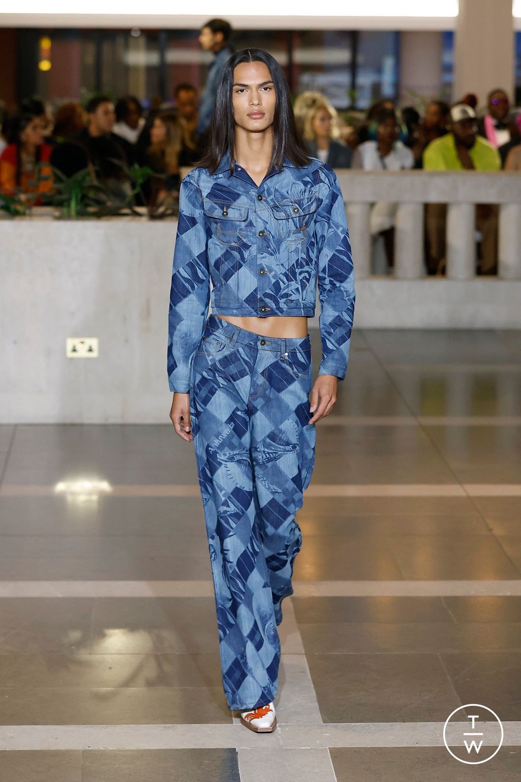 Fashion Week London Spring/Summer 2024 look 14 from the Ahluwalia collection womenswear