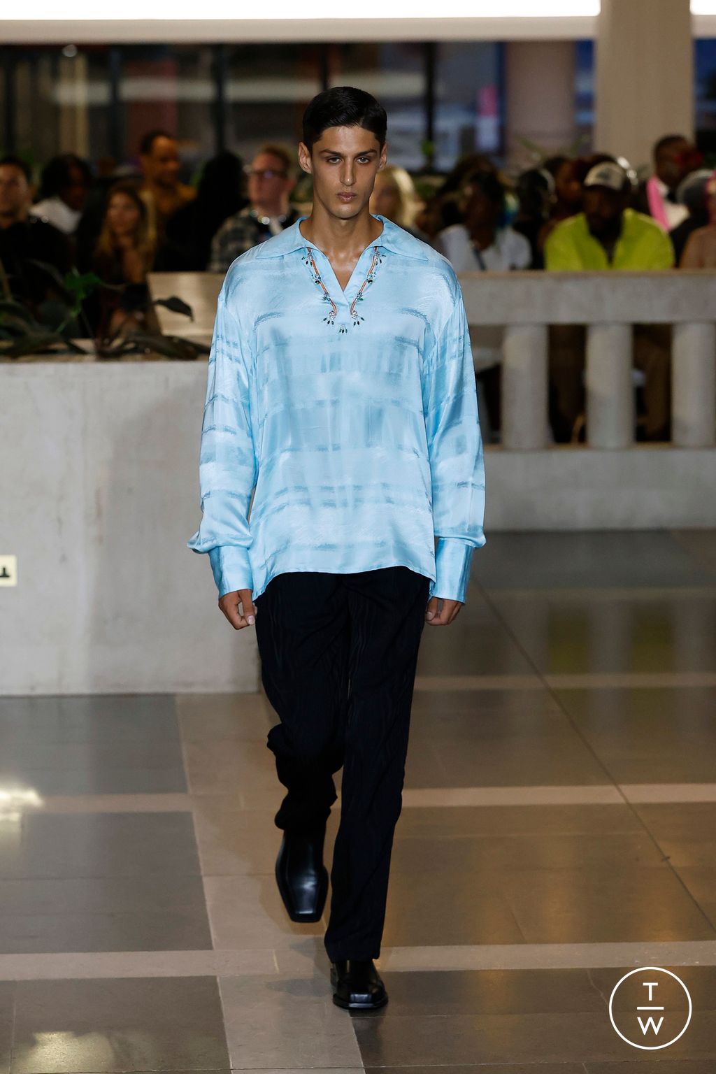 Fashion Week London Spring/Summer 2024 look 15 from the Ahluwalia collection womenswear
