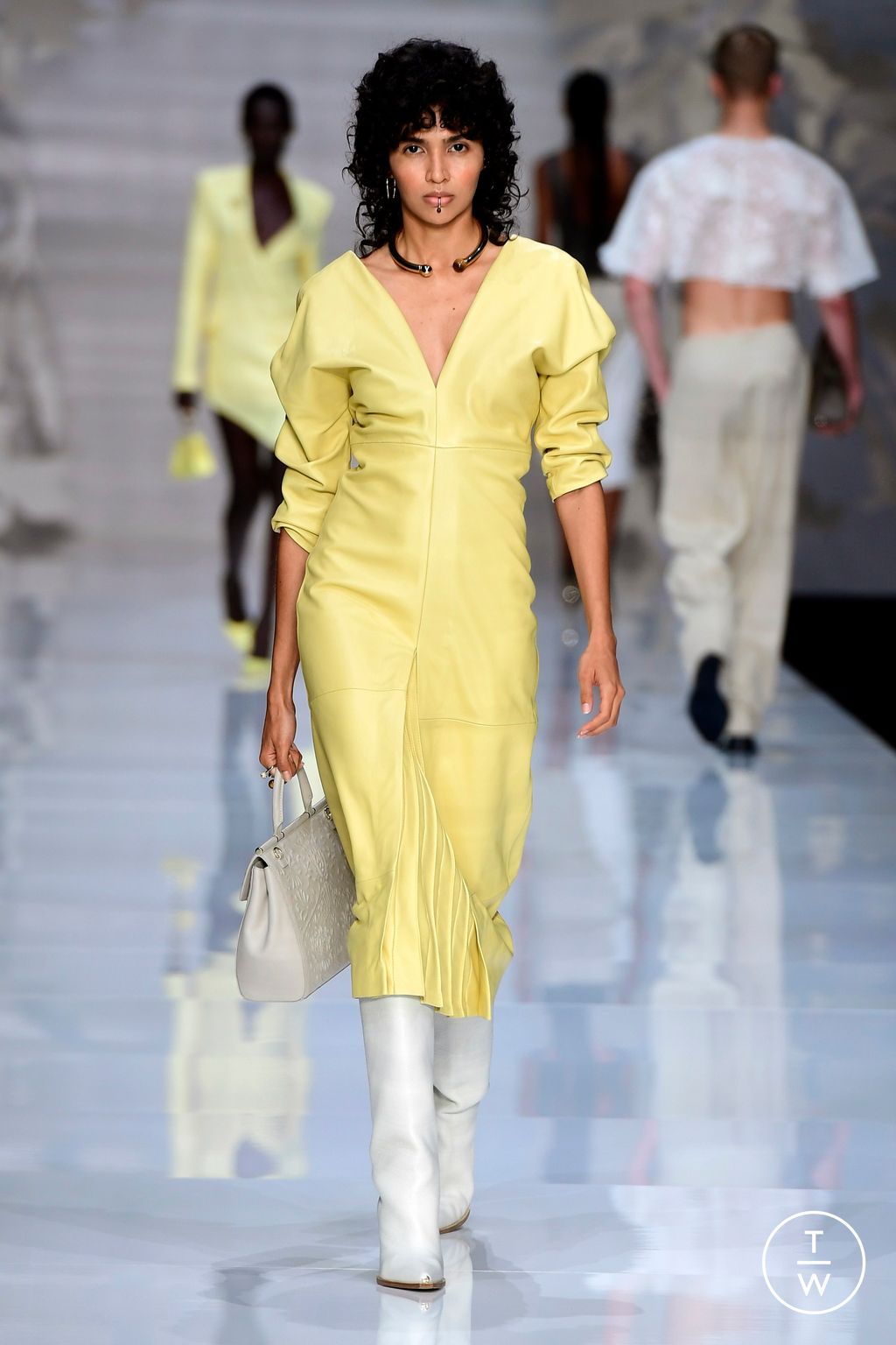 Fashion Week Milan Spring/Summer 2024 look 13 from the Aigner collection womenswear