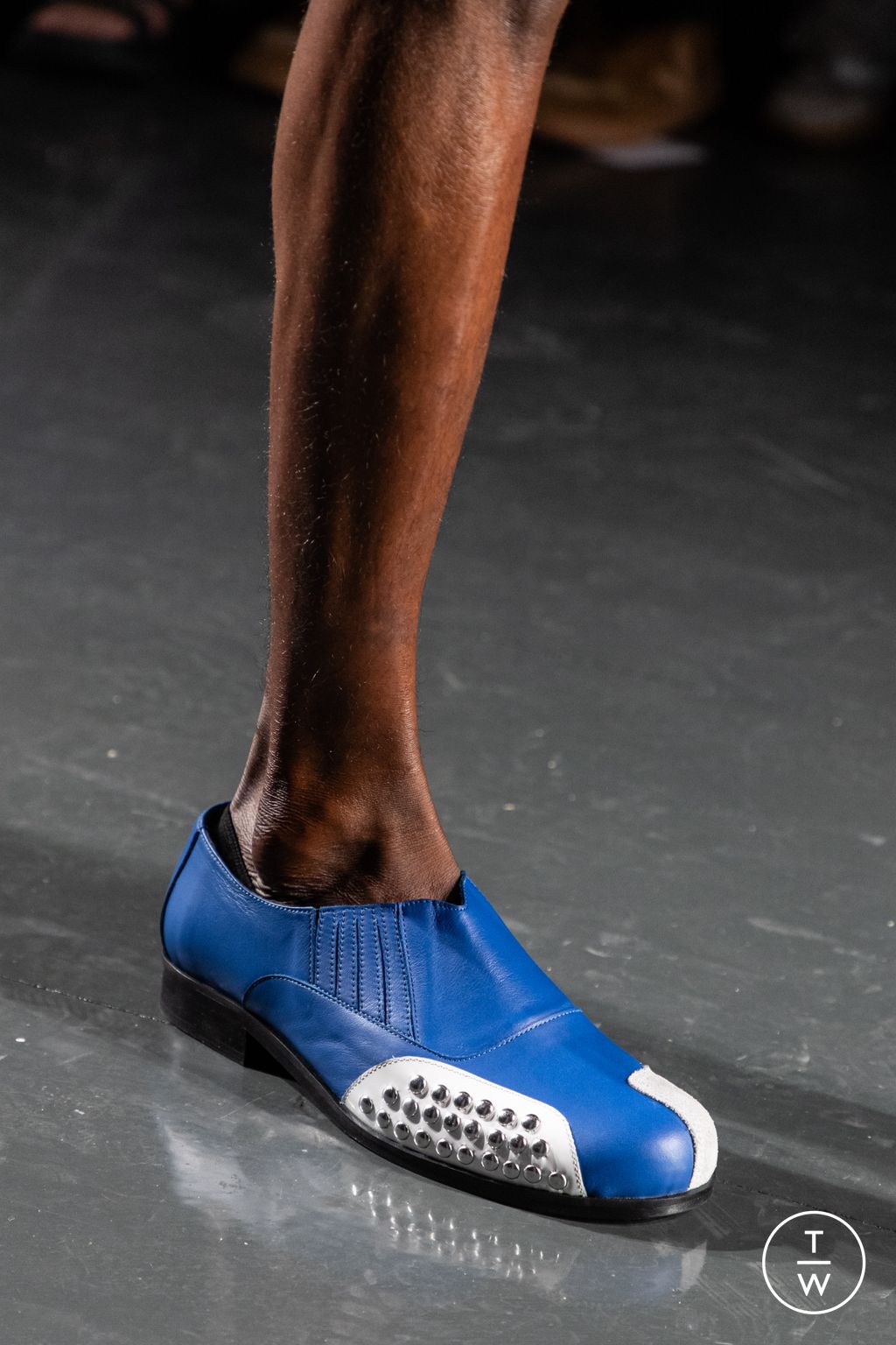 Fashion Week London Spring/Summer 2024 look 25 from the Stefan Cooke collection menswear accessories