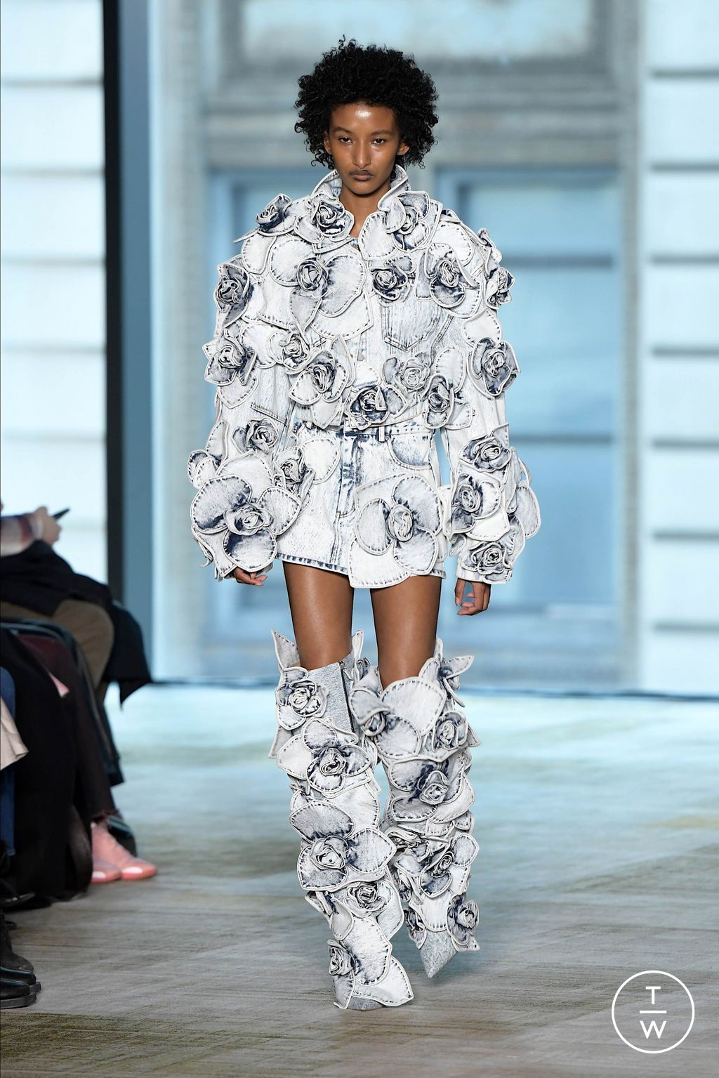 Fashion Week New York Fall/Winter 2024 look 30 from the AKNVAS collection womenswear