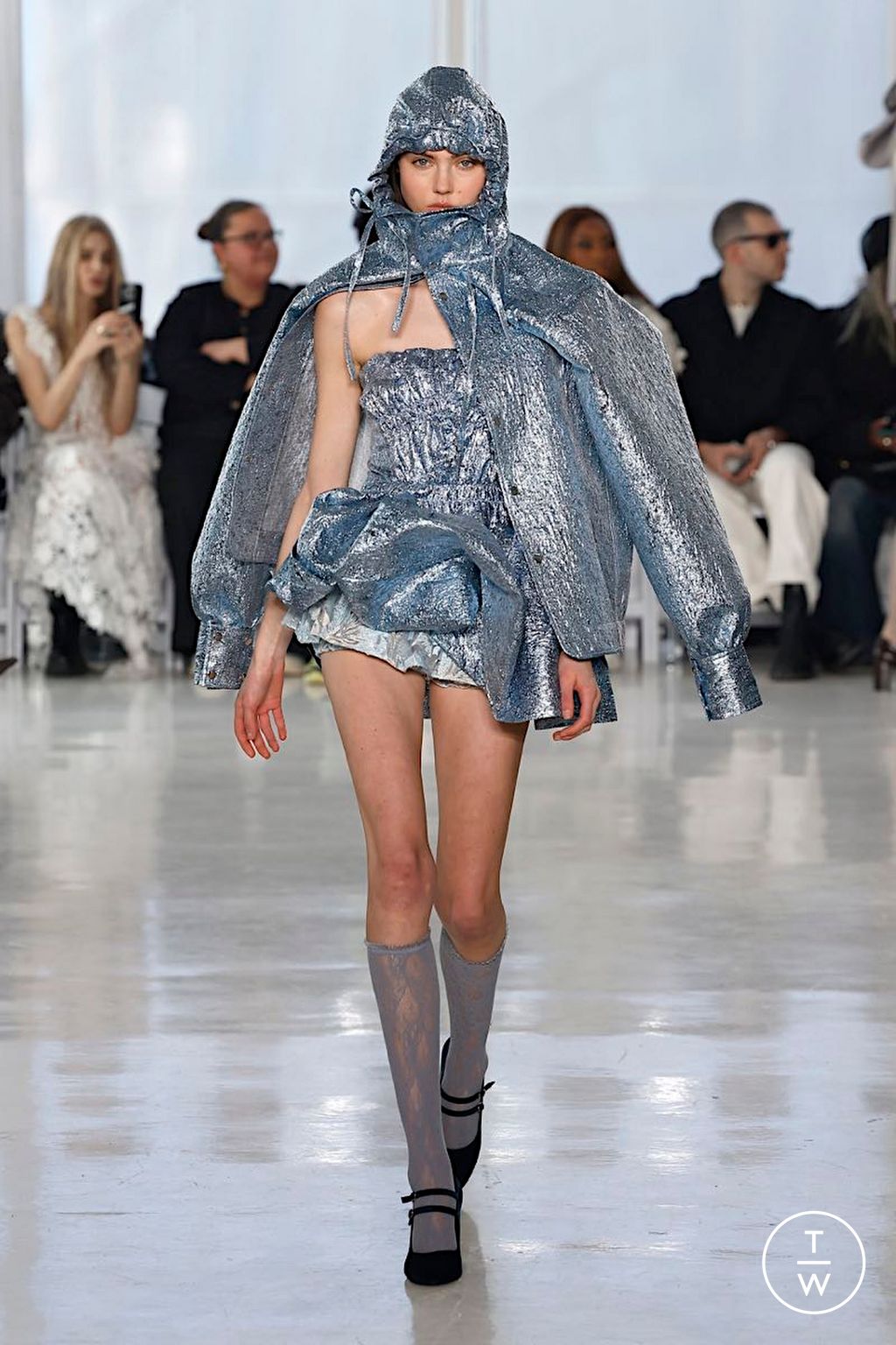 Fashion Week New York Fall/Winter 2025 look 3 from the AKNVAS collection womenswear