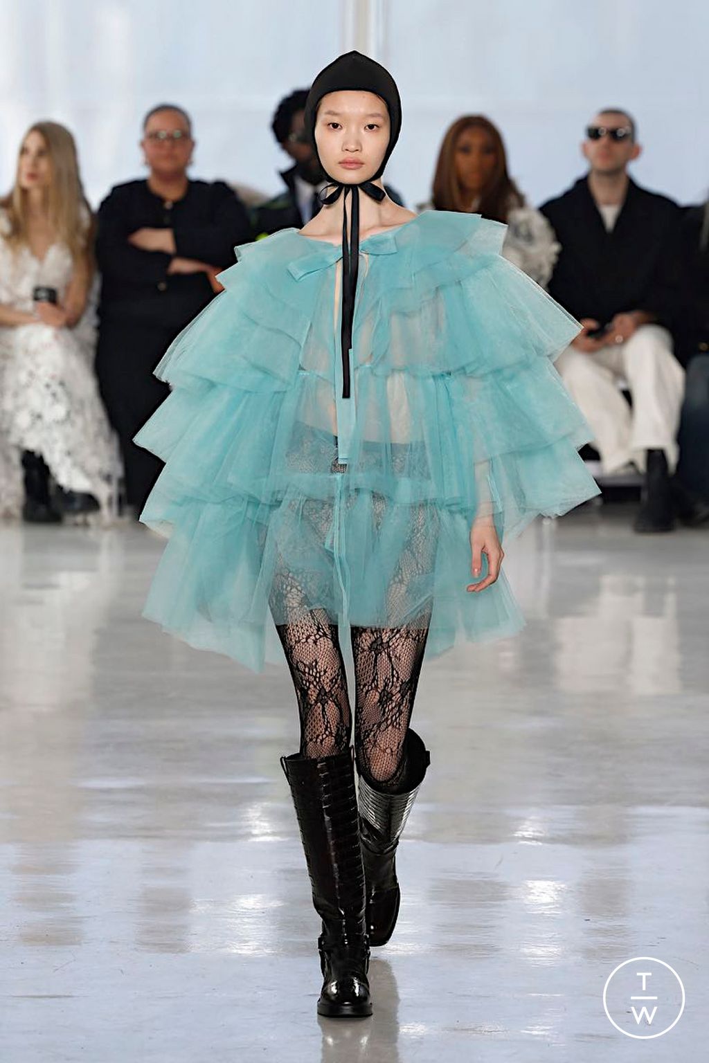 Fashion Week New York Fall/Winter 2025 look 27 from the AKNVAS collection womenswear