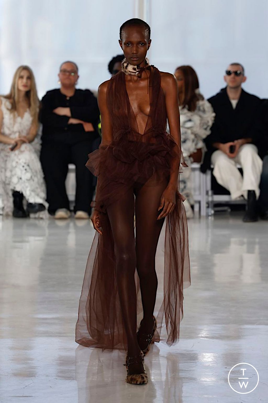 Fashion Week New York Fall/Winter 2025 look 33 from the AKNVAS collection womenswear