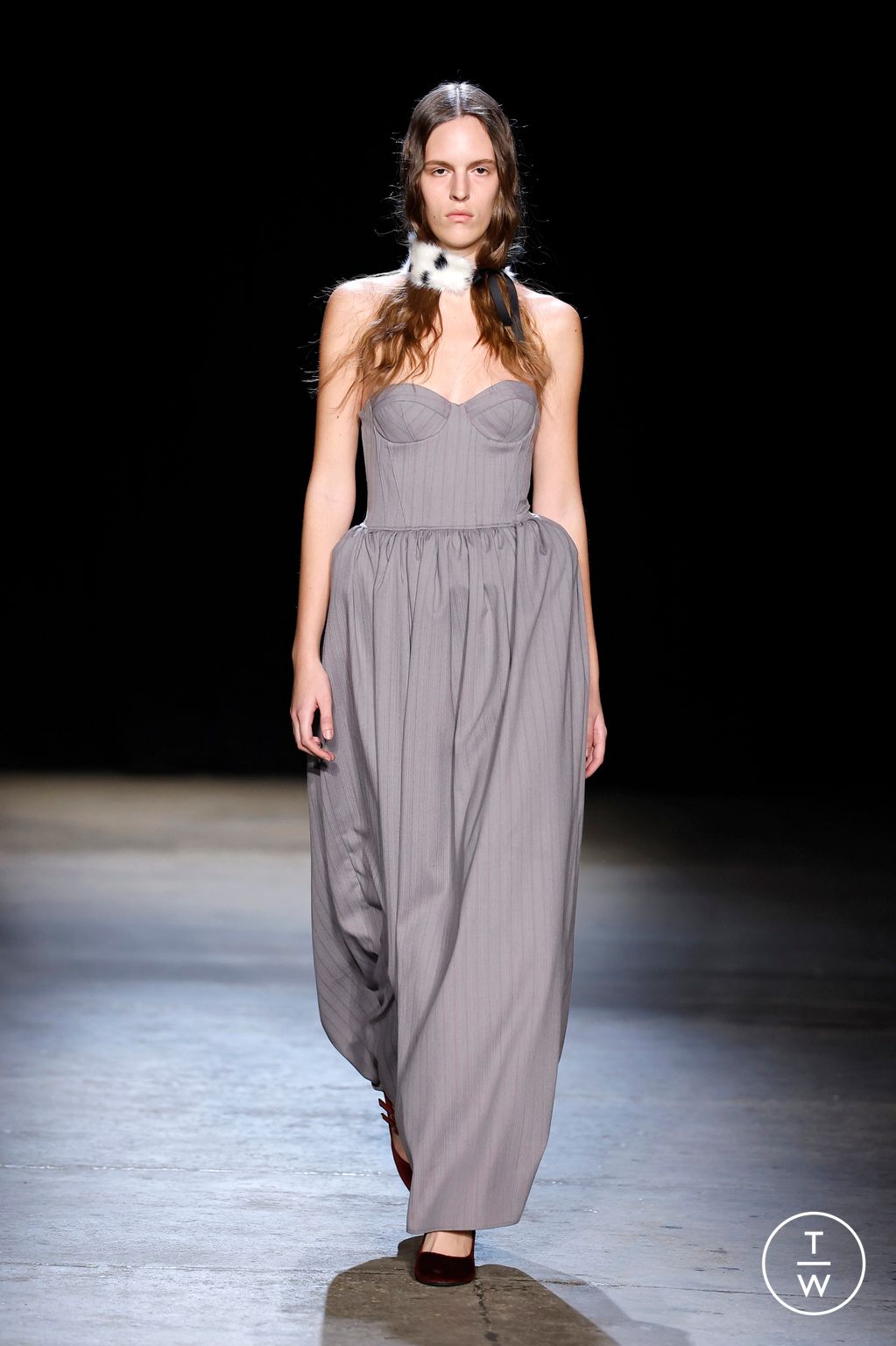 Fashion Week New York Fall/Winter 2026 look 32 from the AKNVAS collection womenswear