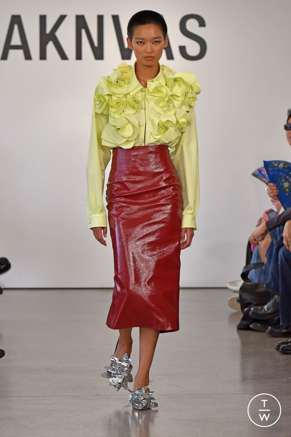 Fashion Week New York Spring/Summer 2024 look 1 de la collection AKNVAS womenswear