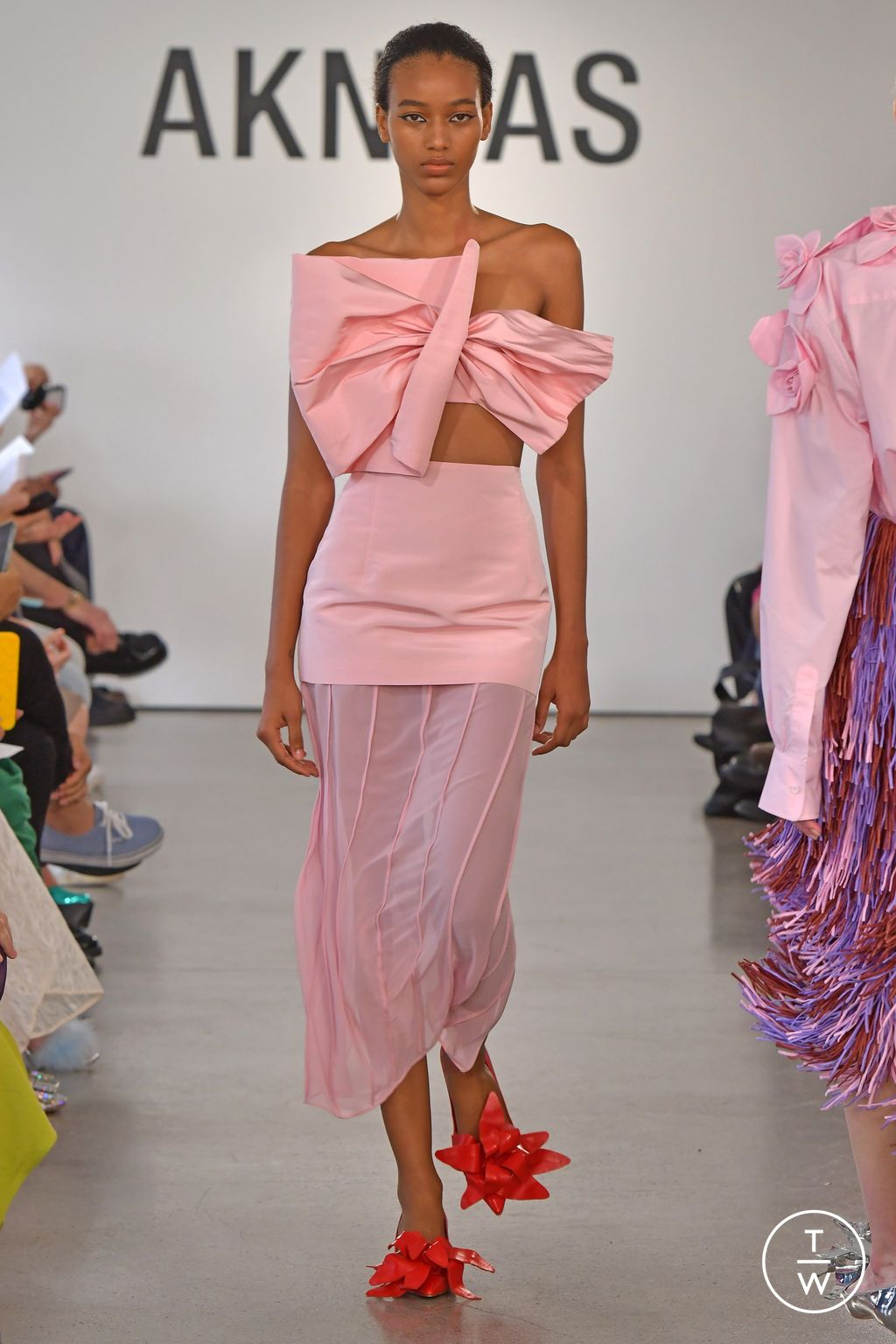 Fashion Week New York Spring/Summer 2024 look 5 de la collection AKNVAS womenswear