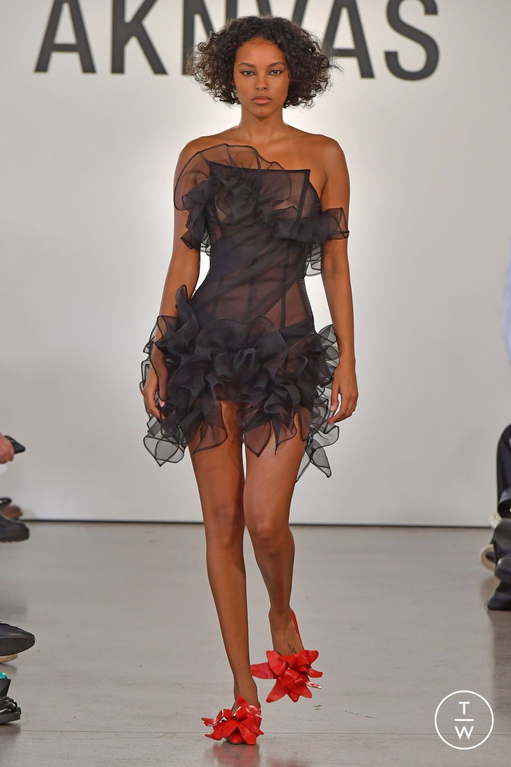 Fashion Week New York Spring/Summer 2024 look 24 from the AKNVAS collection womenswear