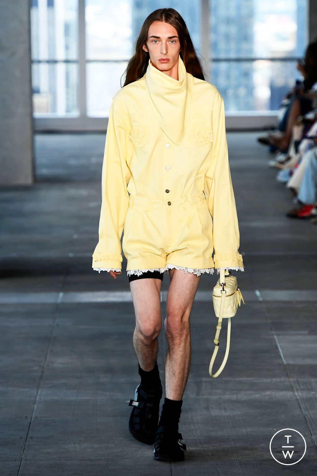 Fashion Week New York Spring-Summer 2025 look 29 from the AKNVAS collection womenswear