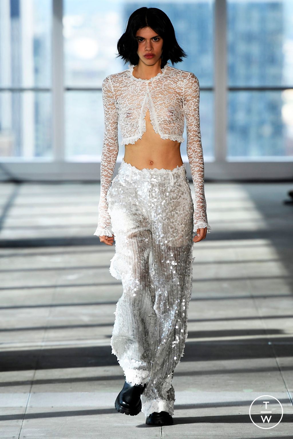 Fashion Week New York Spring-Summer 2025 look 38 from the AKNVAS collection womenswear