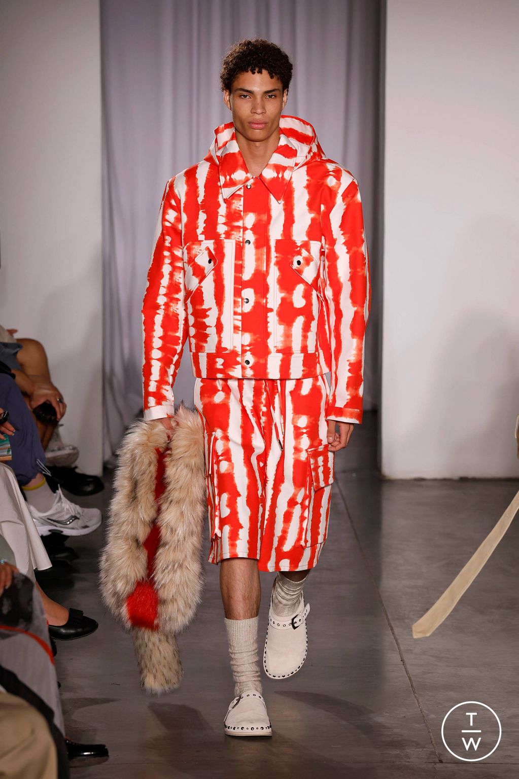 Fashion Week New York Spring/Summer 2026 look 4 from the AKNVAS collection womenswear
