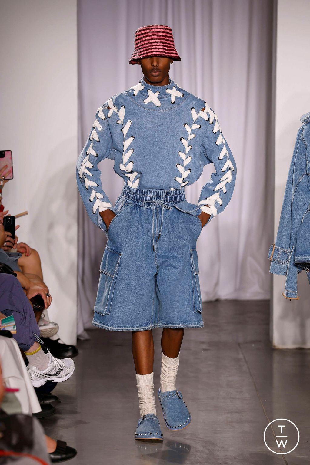 Fashion Week New York Spring/Summer 2026 look 11 from the AKNVAS collection womenswear