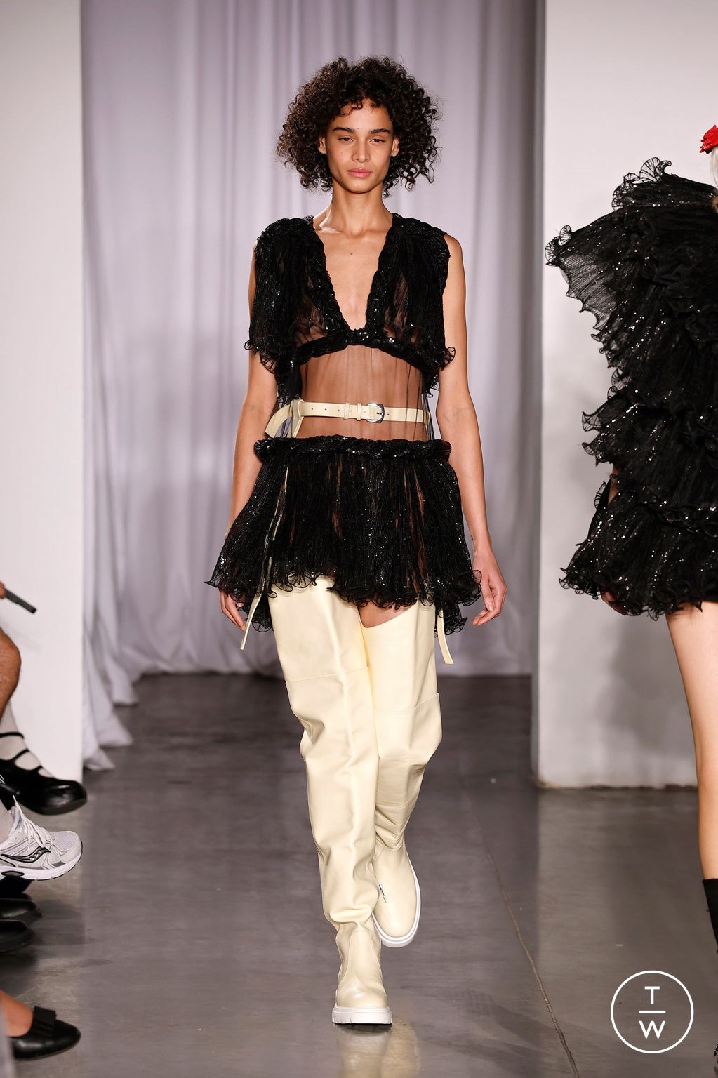 Fashion Week New York Spring/Summer 2026 look 35 from the AKNVAS collection womenswear