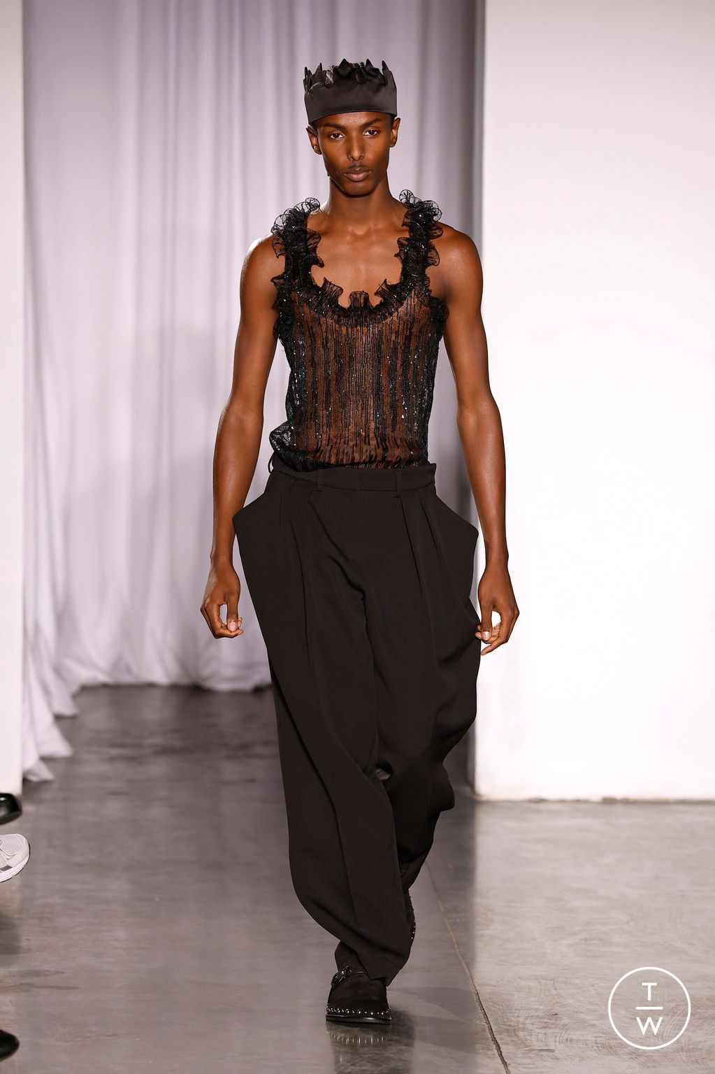 Fashion Week New York Spring/Summer 2026 look 36 from the AKNVAS collection womenswear