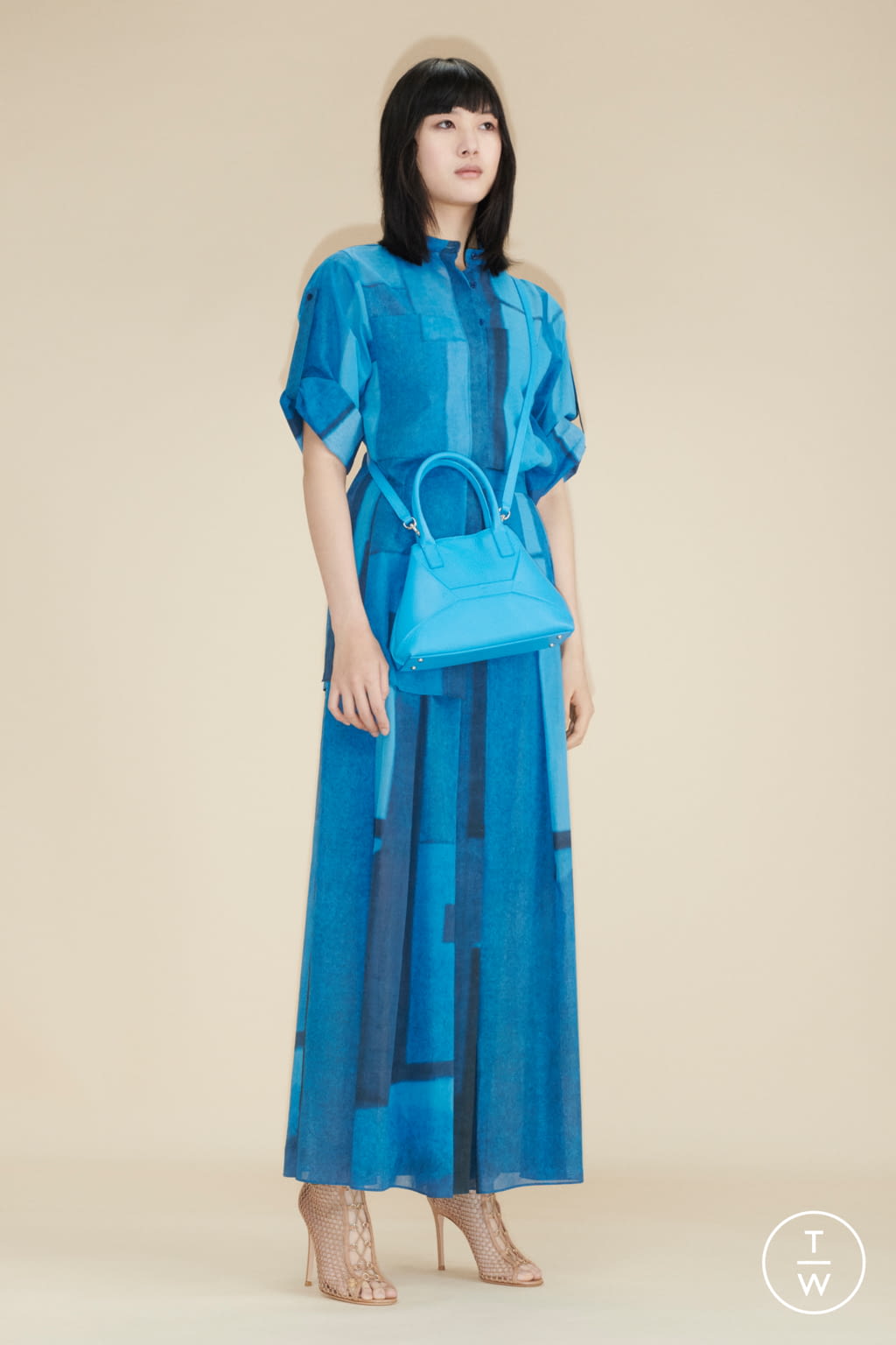 Fashion Week Paris Pre-Fall 2020 look 16 from the Akris collection 女装