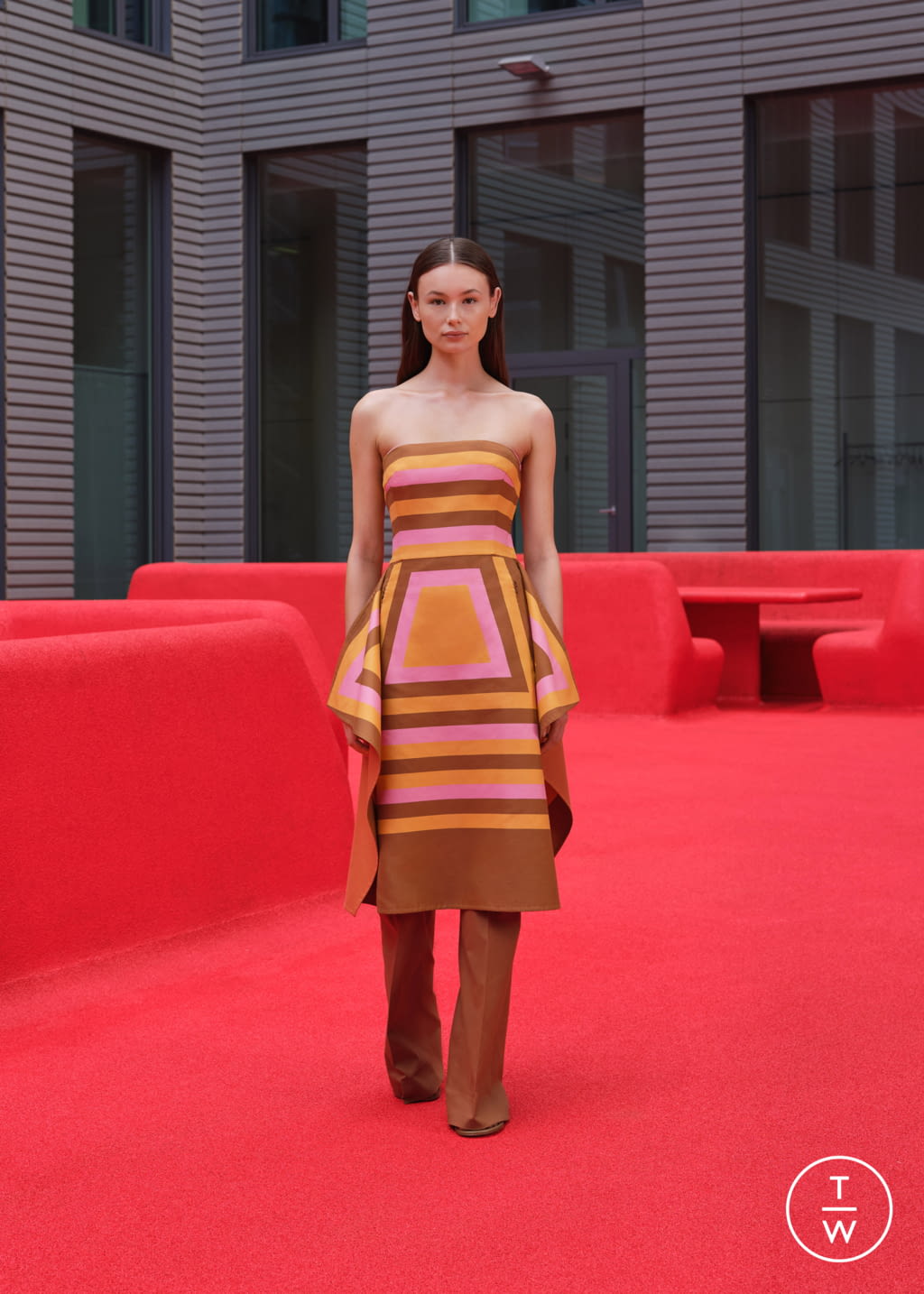 Fashion Week Paris Spring/Summer 2022 look 11 from the Akris collection womenswear