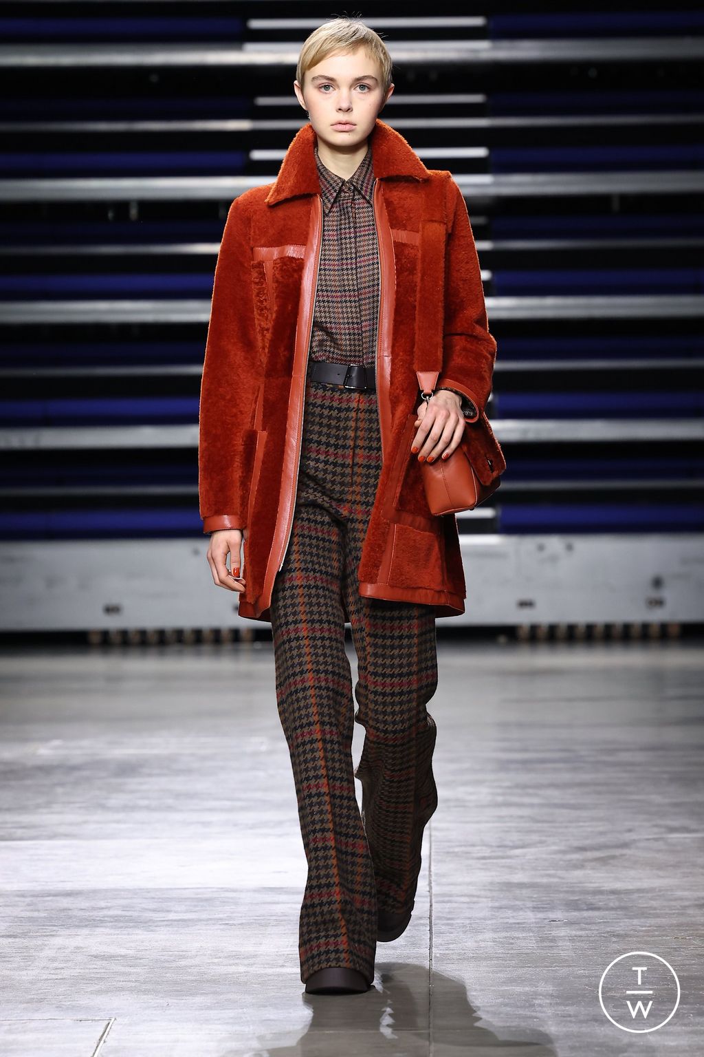 Fashion Week Paris Fall/Winter 2023 look 12 de la collection Akris womenswear