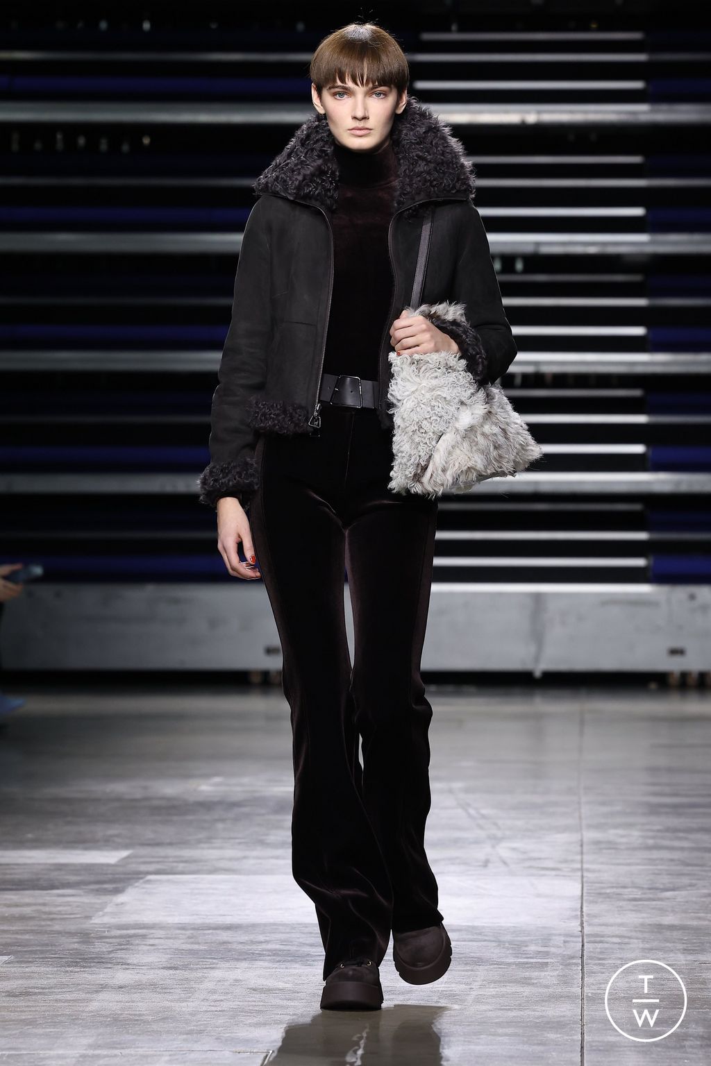Fashion Week Paris Fall/Winter 2023 look 15 from the Akris collection womenswear