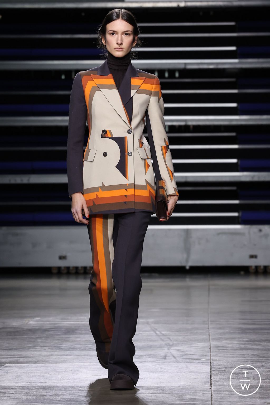 Fashion Week Paris Fall/Winter 2023 look 21 from the Akris collection womenswear