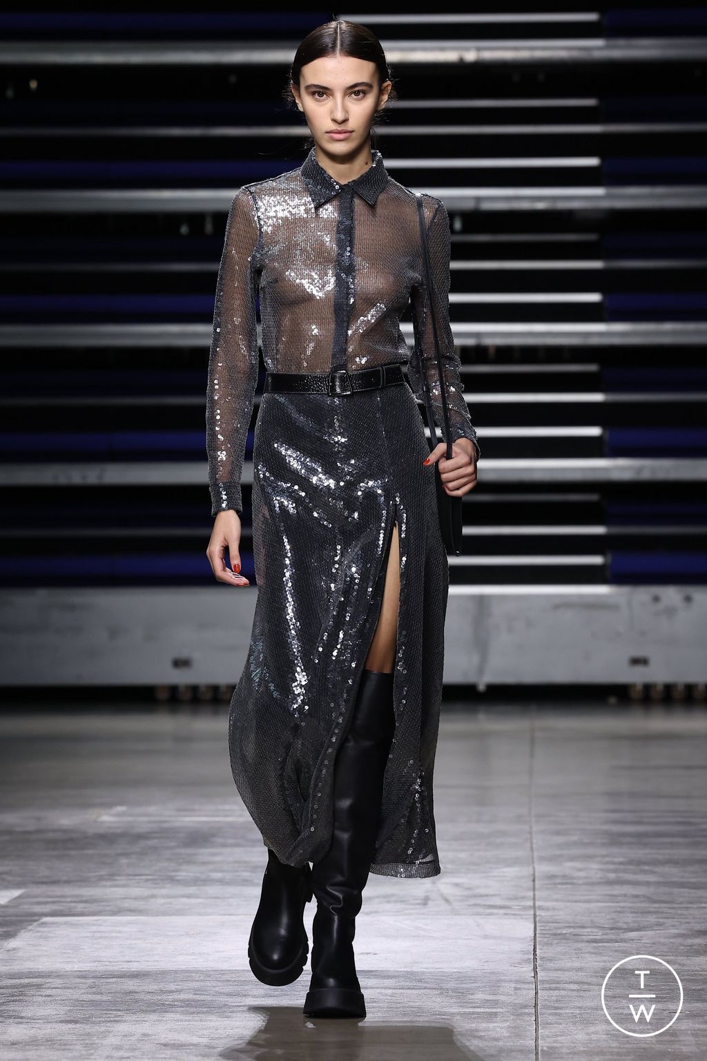 Fashion Week Paris Fall/Winter 2023 look 30 de la collection Akris womenswear