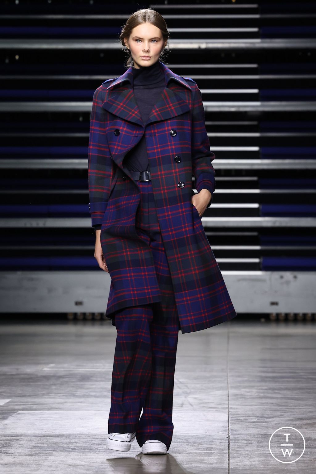 Fashion Week Paris Fall/Winter 2023 look 35 from the Akris collection womenswear