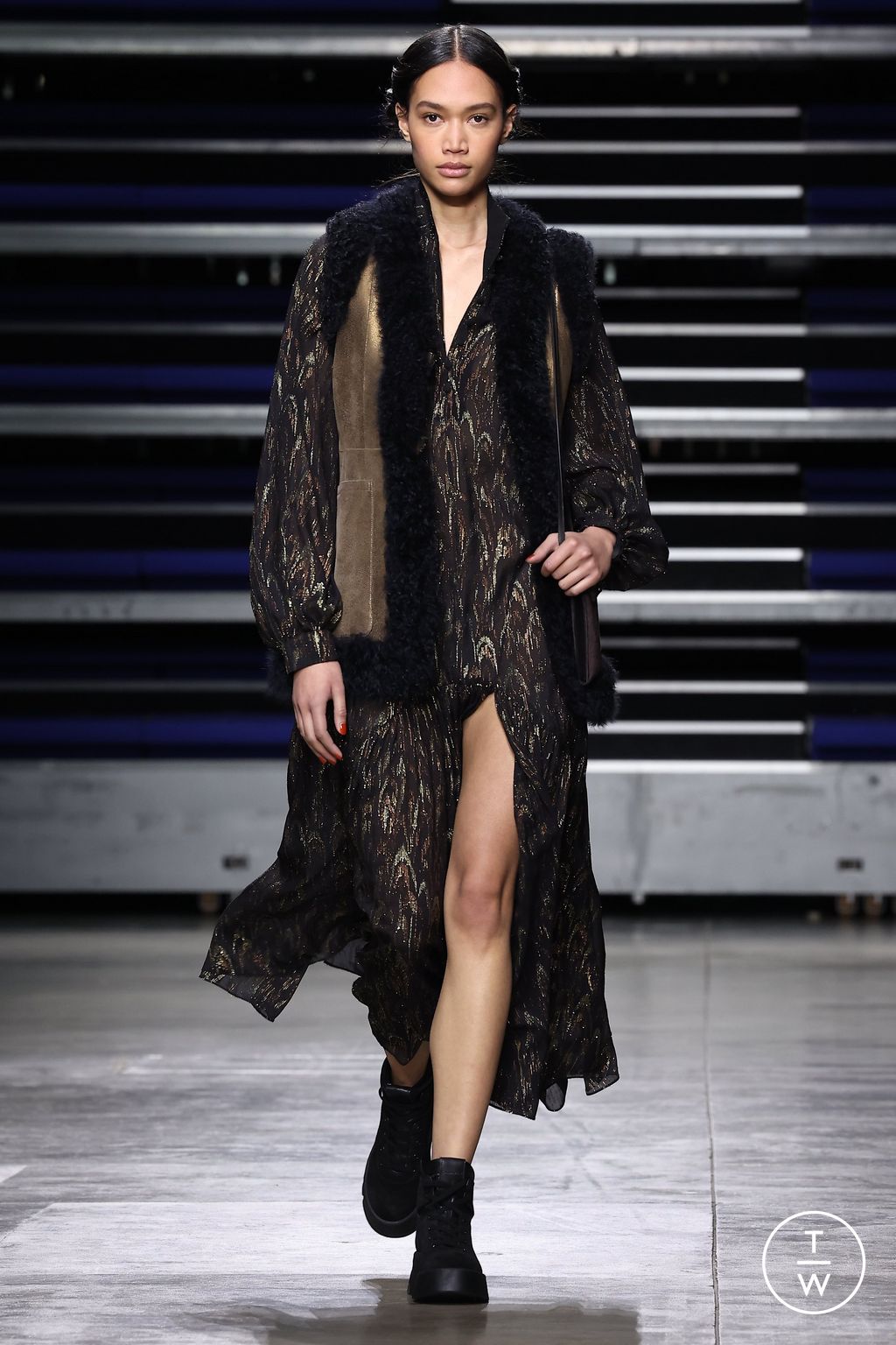 Fashion Week Paris Fall/Winter 2023 look 54 de la collection Akris womenswear